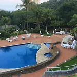 Condominio Sorocotuba - Guaruja