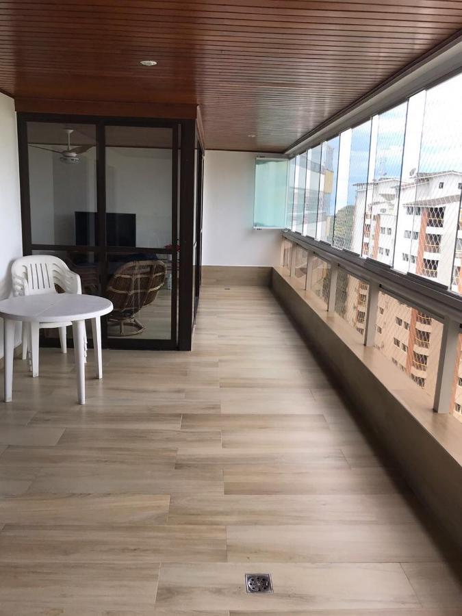 Condominio Sorocotuba - Guaruja Apartment *